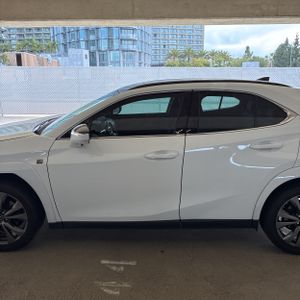 LEXUS UX 250H F SPORT DESIGN - 3