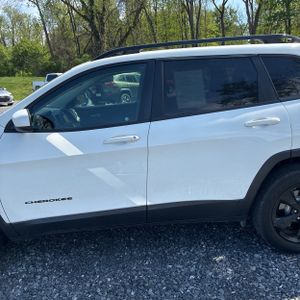 JEEP CHEROKEE LATITUDE - 4