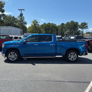 2022 Chevrolet SILVERADO 1500 LTZ 照片 3