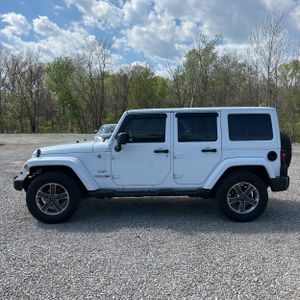 JEEP WRANGLER JK UNLIMITED SAHARA - 3