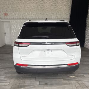 JEEP GRAND CHEROKEE LAREDO X - 7