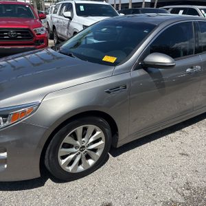 2017 KIA OPTIMA EX 照片 2