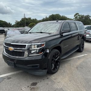 2019 Chevrolet SUBURBAN LT — фото 1