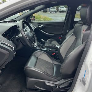 2017 FORD FOCUS ST thumbnail 32