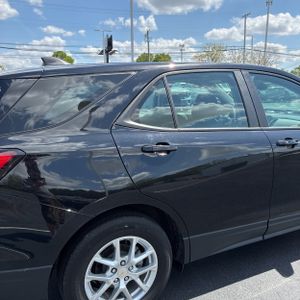 CHEVROLET EQUINOX LS - 9