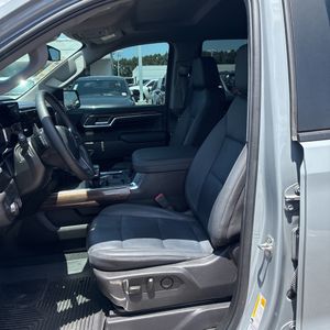 صورة مصغرة 32 لـ 2024 Chevrolet SILVERADO 1500 RST