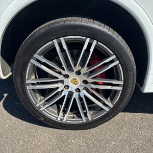 2016 Porsche CAYENNE GTS 照片 19