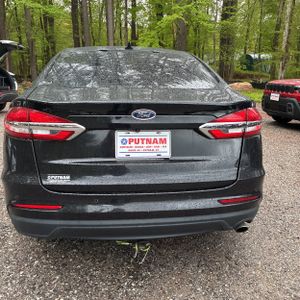 FORD FUSION SE - 7