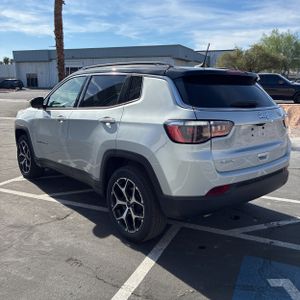 JEEP COMPASS LIMITED 4X4 - 5