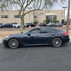 PORSCHE PANAMERA 4 - 3