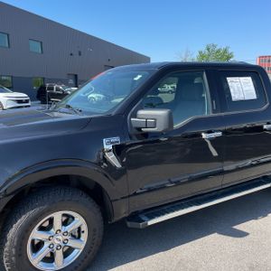 FORD F-150 XLT - 2