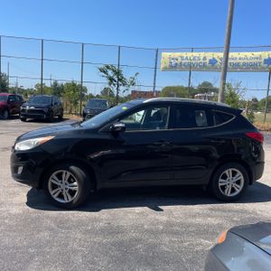 2013 Hyundai TUCSON GLS — фото 3