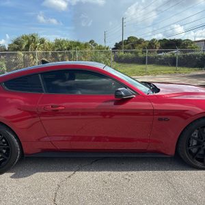 صورة 11 لـ 2021 FORD MUSTANG GT