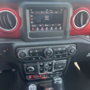 صورة مصغرة 37 لـ 2018 JEEP WRANGLER UNLIMITED RUBICON