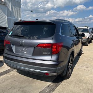 2017 Honda PILOT TOURING 照片 8