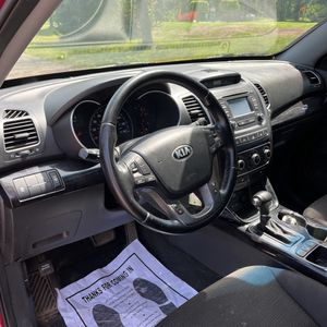 صورة مصغرة 33 لـ 2015 KIA SORENTO LX