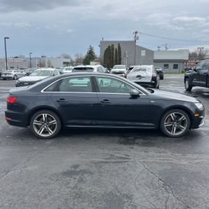AUDI A4 2.0T PREMIUM - 10