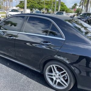 MERCEDES-BENZ E-CLASS - 6