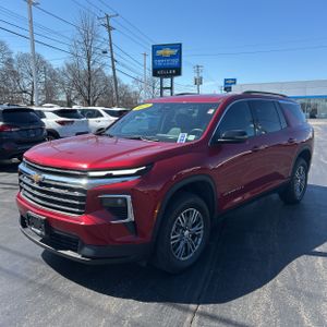 CHEVROLET TRAVERSE LT - 1