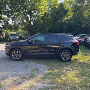2025 Chevrolet TRAX LT 照片 3