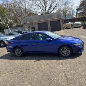 HYUNDAI ELANTRA SEL - 10