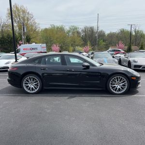 PORSCHE PANAMERA 4 - 9