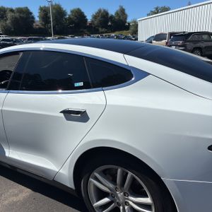 TESLA MODEL S BASE - 6