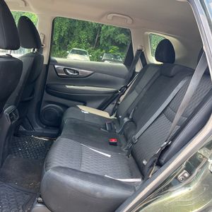 2019 Nissan ROGUE SV thumbnail 34