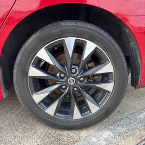2019 Nissan SENTRA SR TURBO 照片 18