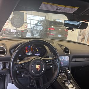 2018 Porsche 718 CAYMAN BASE — фото 33