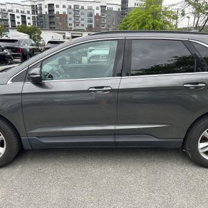 FORD EDGE SEL - 3