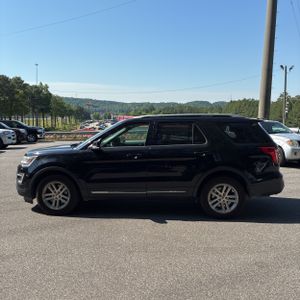 FORD EXPLORER XLT - 3