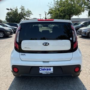 2017 KIA SOUL BASE photo 6