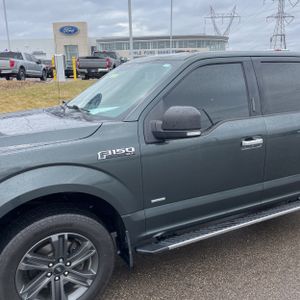 FORD F-150 XLT - 2