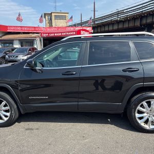 JEEP CHEROKEE LIMITED - 4