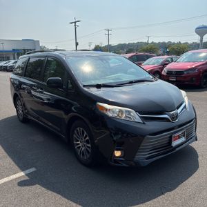 2020 Toyota SIENNA XLE 8-PASSENGER 缩略图 12