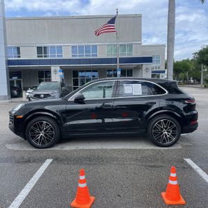 PORSCHE CAYENNE BASE - 3