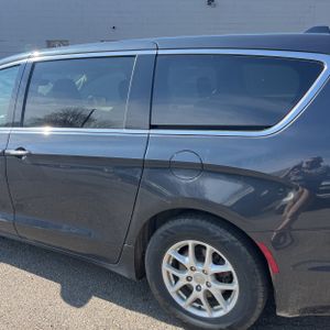 CHRYSLER PACIFICA TOURING - 6