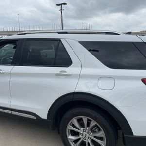 FORD EXPLORER LIMITED - 6