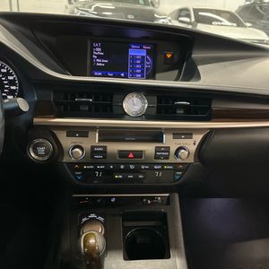 2013 Lexus ES 350 BASE 照片 31