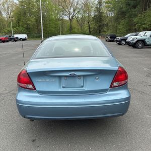 FORD TAURUS SE - 7