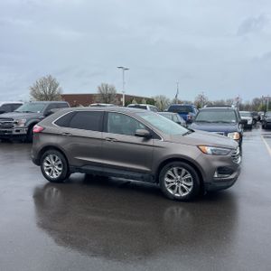 FORD EDGE TITANIUM - 10