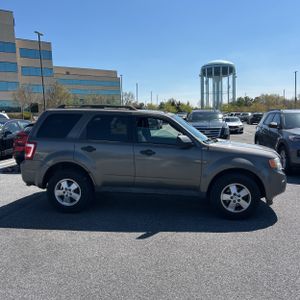 FORD ESCAPE XLT - 10