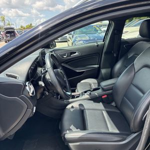 2020 Mercedes-BENZ GLA — миниатюра 32