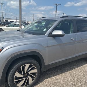 VOLKSWAGEN ATLAS SE - 2