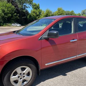 2013 Nissan ROGUE S 照片 2