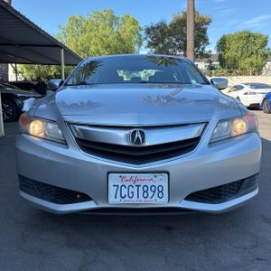 2014 Acura ILX 2.0L 照片 12