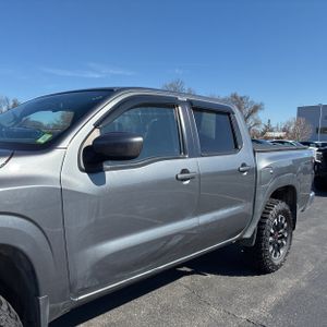 NISSAN FRONTIER SV - 2
