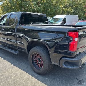 2019 Chevrolet SILVERADO 1500 RST 照片 5