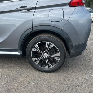 صورة 18 لـ 2019 Mitsubishi ECLIPSE CROSS SE